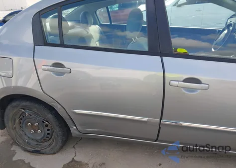 2012 Nissan Sentra 2.0 S z USA, uszkodzony, nr VIN 3N1AB6AP8CL661265